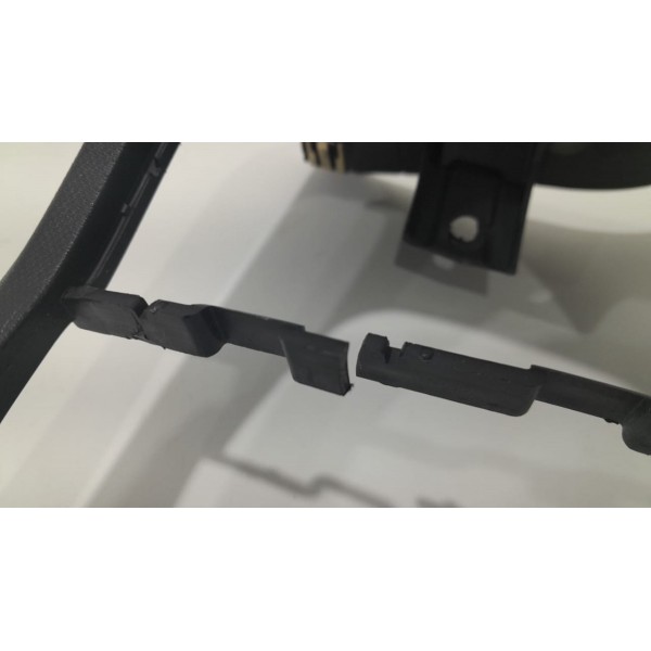 Moldura Painel Instrumentos Onix Prisma 94749982