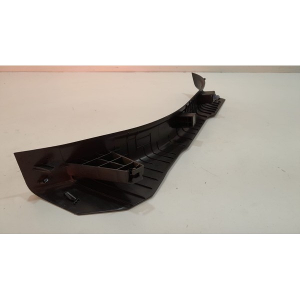 Moldura Soleira Traseiro Direito Gm Cobalt 11/15   52021421