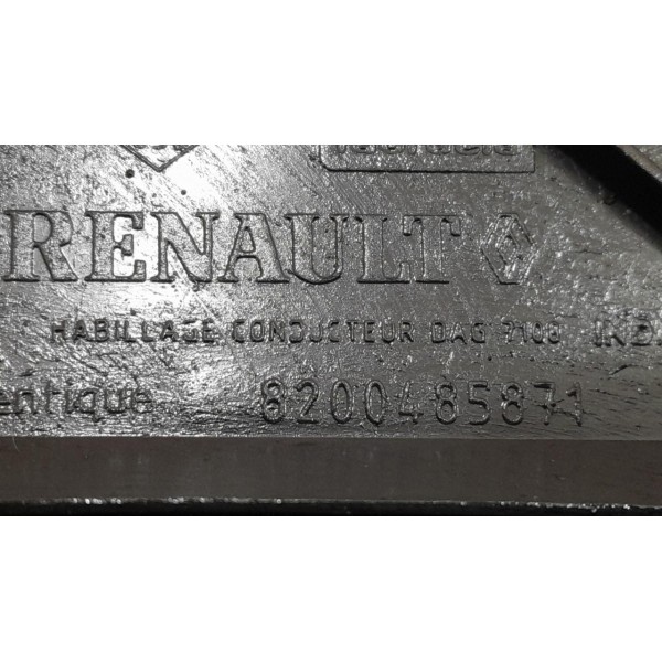 Moldura Tampa Inferior Caixa Fusível Painel Renault Megane