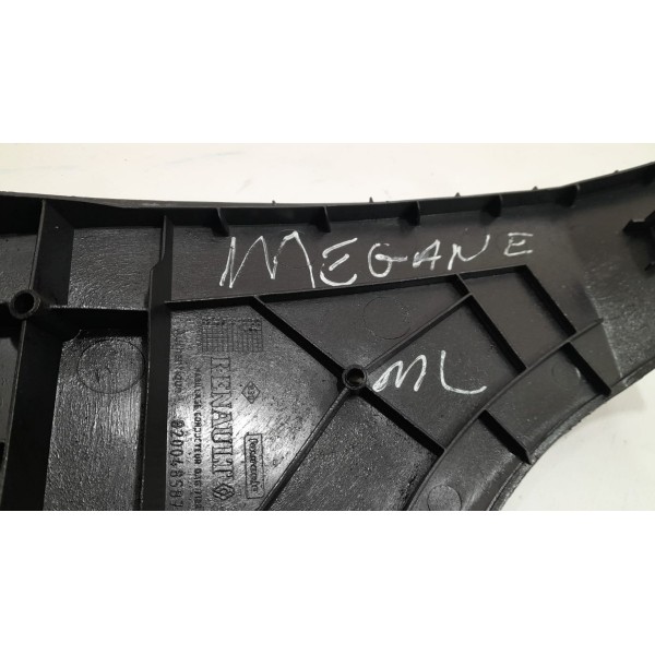 Moldura Tampa Inferior Caixa Fusível Painel Renault Megane