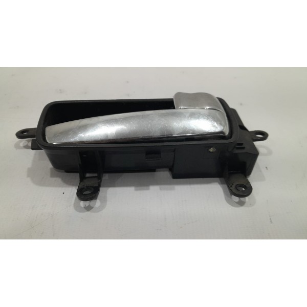 Maçaneta Interna Cromada Nissan Sentra D.d Dianteira