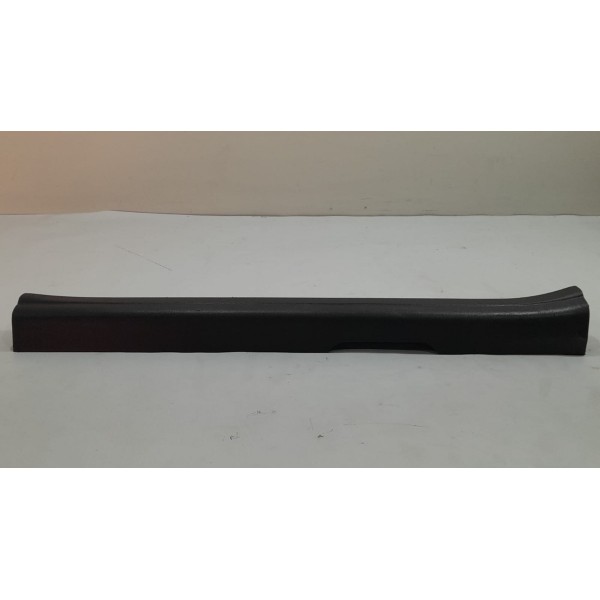 Soleira Dianteira Direita Hyundai I30 09 A 11