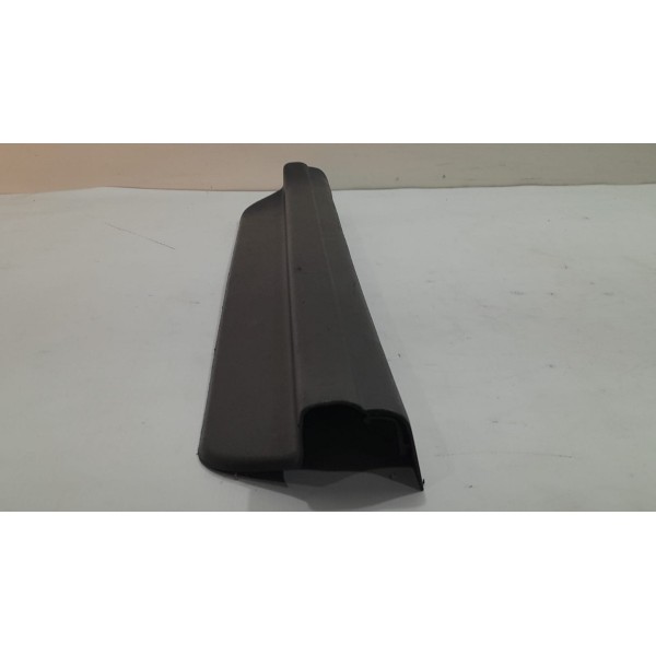 Soleira Dianteira Direita Hyundai I30 09 A 11