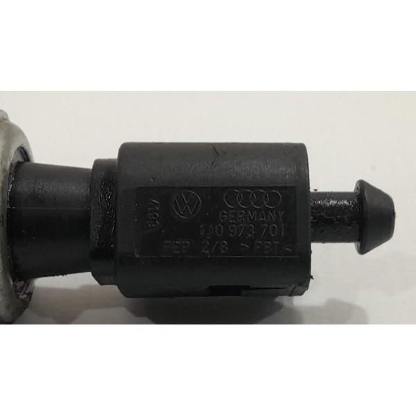 Conector 01 Via Sensor Oleo 1j0973701 Kombi Cordoba /97