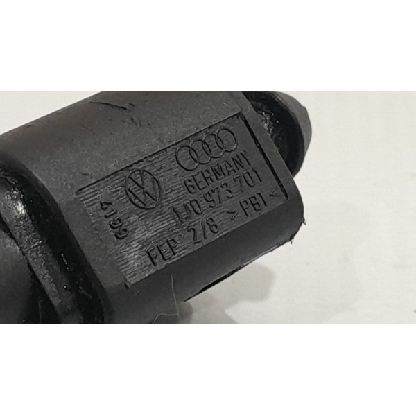 Conector 01 Via Sensor Oleo 1j0973701 Kombi Cordoba /97