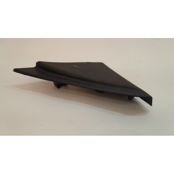 Acabamento Interno Retrovisor Le C/ Leves Riscos Veloster 12