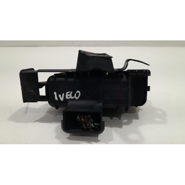 Caixa De Fusível Iveco Daily 3.0 16v 08/16