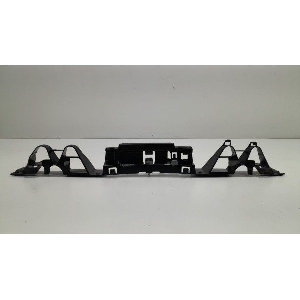 Guia Central Parachoque Tras Renault Megane