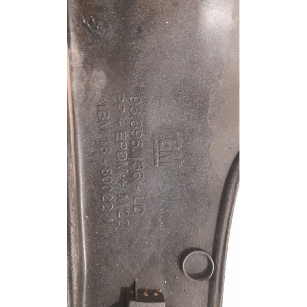 Moldura Alargador Roda Traseira Direita Corsa 02 03 04 05