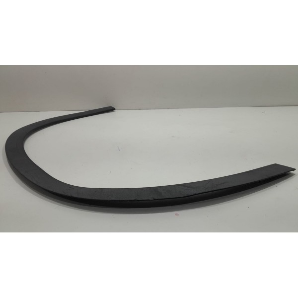 Moldura Dianteira Esquerda Mercedes Gla200 2019