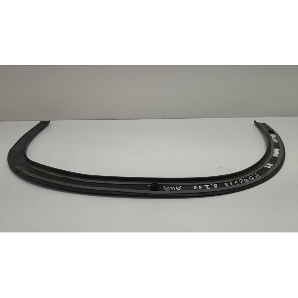 Moldura Dianteira Esquerda Mercedes Gla200 2019