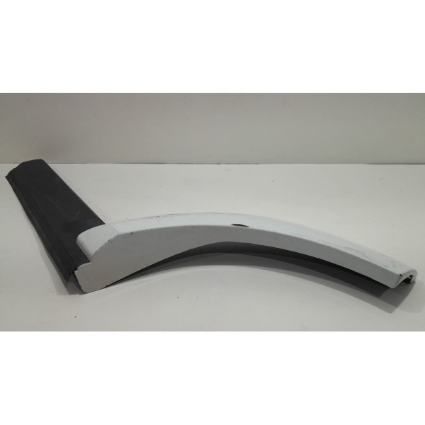 Acabamento Paralama Traseiro Esquerd Discovery 4 3.0 V6 2012