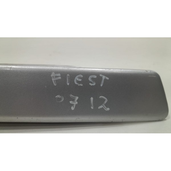 Moldura Tampa Traseira C Luz Placa Fiesta Hatch  Preto