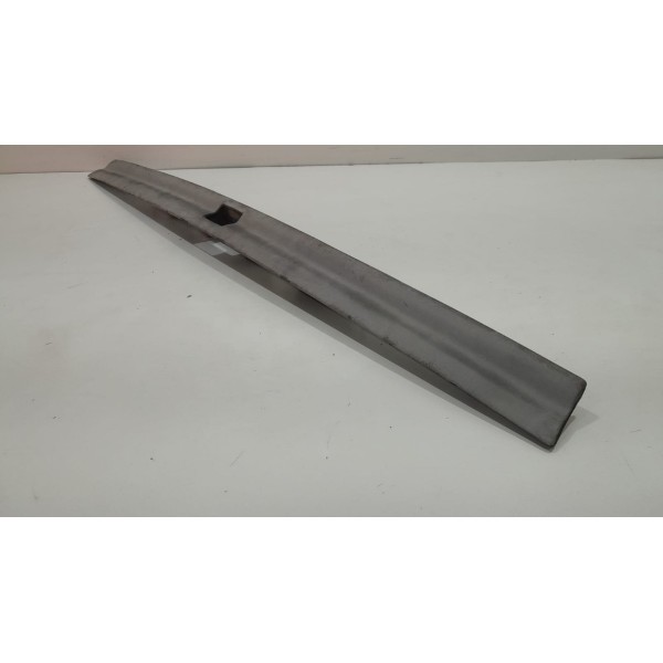 Acabamento Da Tampa Traseira Externa Logus 11487