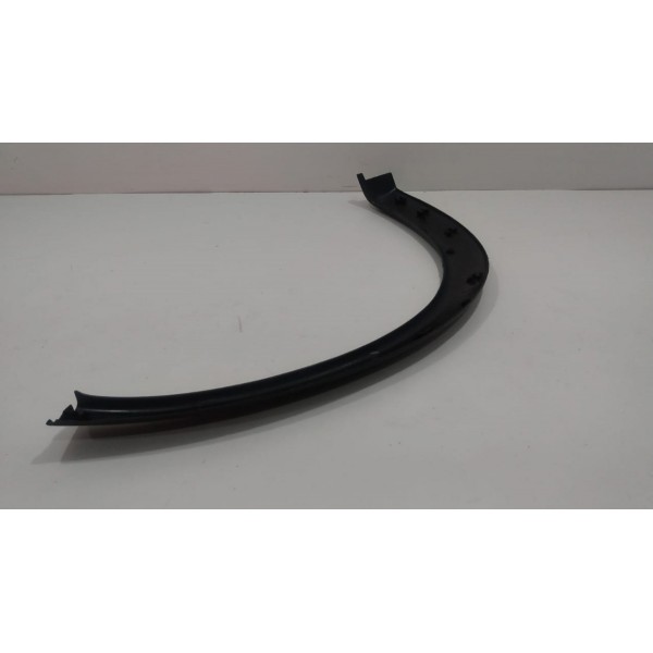 Moldura Paralama Dianteiro Esquerdo Corsa 00 93251683