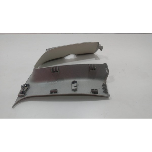 Moldura Do Vidro Traseiro Esquerdo Fiat Idea