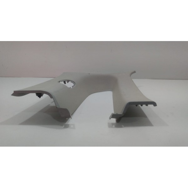 Moldura Do Vidro Traseiro Esquerdo Fiat Idea