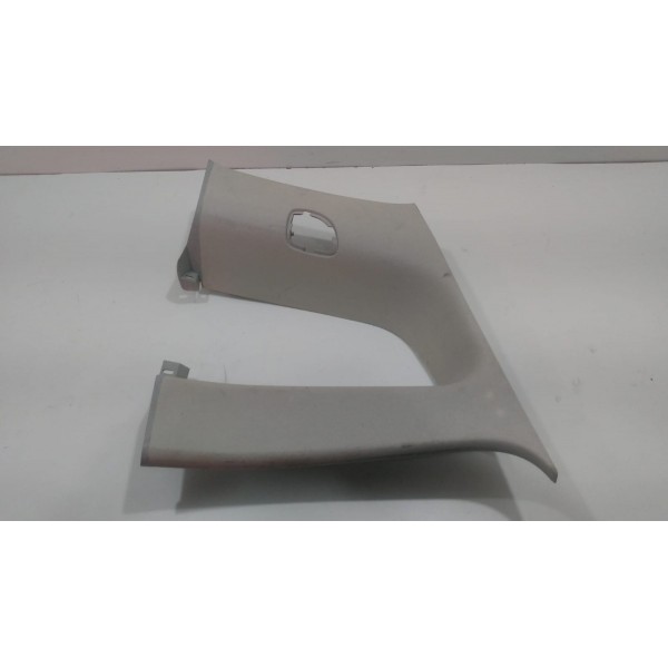 Moldura Do Vidro Traseiro Esquerdo Fiat Idea