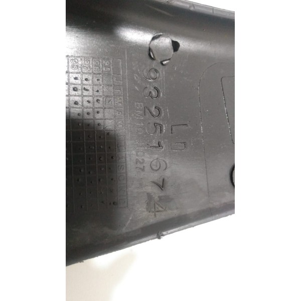 Moldura Dianteira Da Abertura Da Roda Traseira Corsa Usado