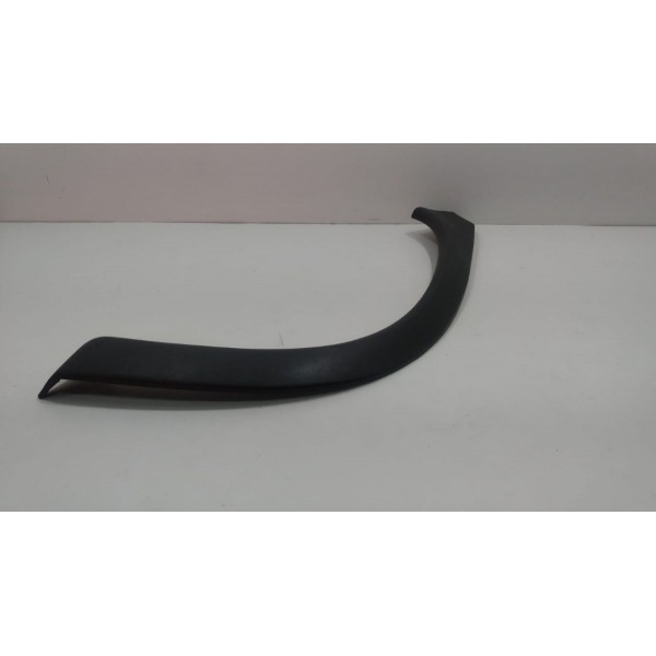 Moldura Dianteira Da Abertura Da Roda Traseira Corsa Usado