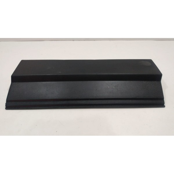 Moldura Para-choque Tras Dir Fiorino Furgão C/ Detalhe Preto