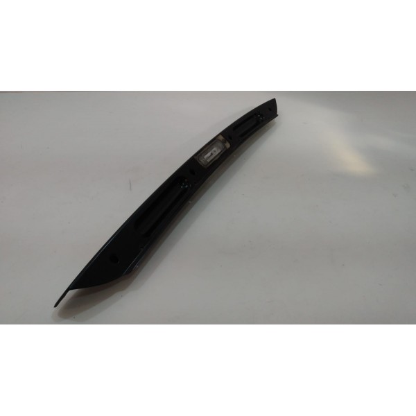 Aplique Moldura Tampa Traseira Ford Fiesta Hatch 2003 A 2012