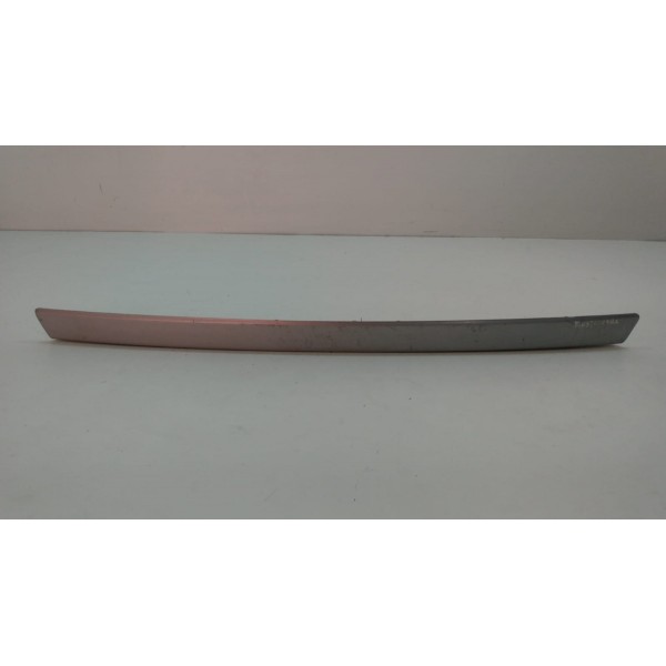 Moldura Tampa Traseira Ford Fiesta 2013 Original  Prateado