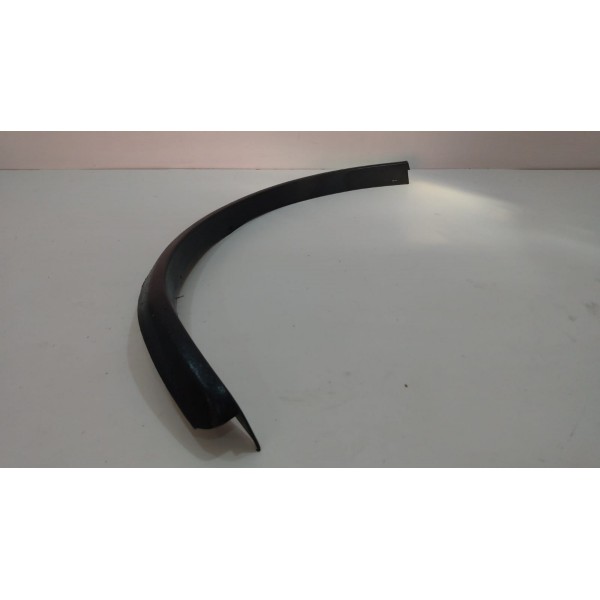 Moldura Acab Vão De Roda Vw Saveiro 5u7853503c