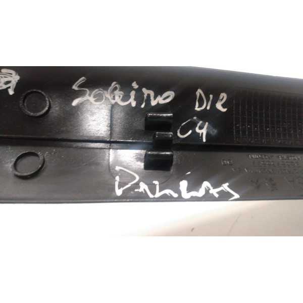 Moldura Soleira Dianteira Direita C4 Pallas 2007 A 2013 Preto