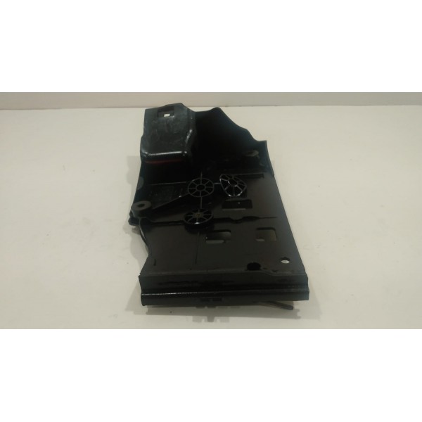 Suporte Base Direita Bateria Discovery 3 2008 2009