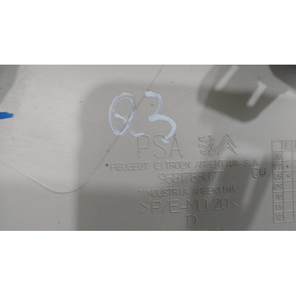 Acabamento Da Coluna Traseira Direita C4 Pallas 9681783077