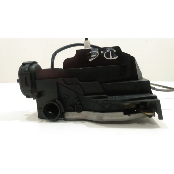 Fechadura Porta Classea 1999/2005 Dianteira Direita Detalhe