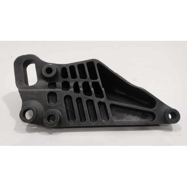 Suporte Dianteiro Direito Ford Fiesta 2005 2s656030aa