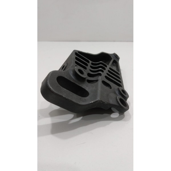 Suporte Dianteiro Direito Ford Fiesta 2005 2s656030aa