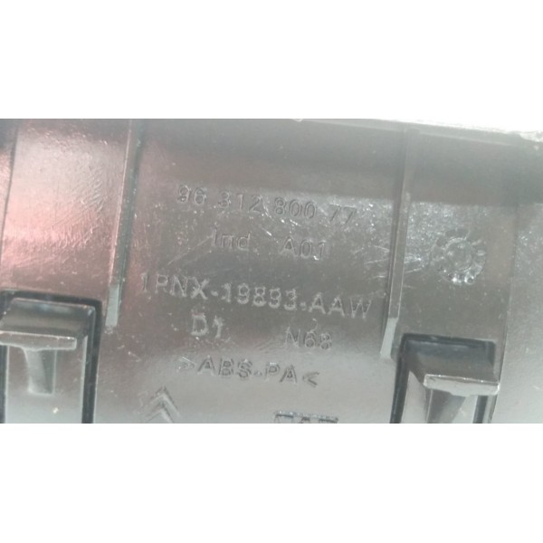 Difusor De Ar Citroen Xsara Picasso Lado Direito 01/12