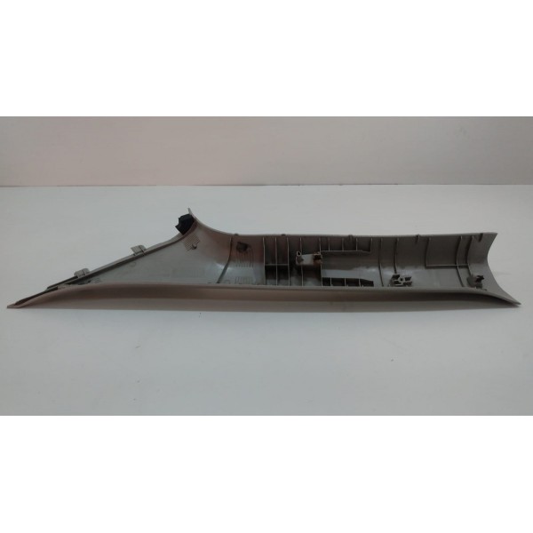 Acabamento Coluna Direita Nissan Kikcs 2019 Lado Direito