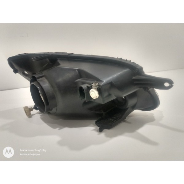 Corsa Classic2010 Esquerdo Detalhe Na Lente Aranhados Esquerdo