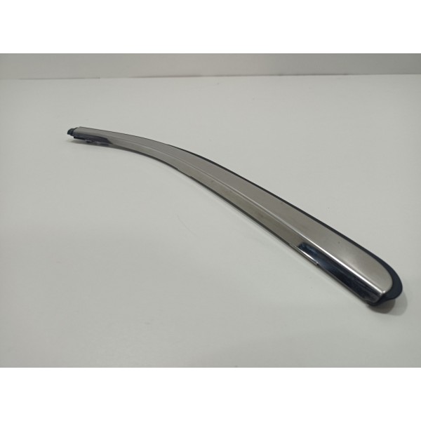 Friso Cromado Pestana Porta Tras Direita Versa