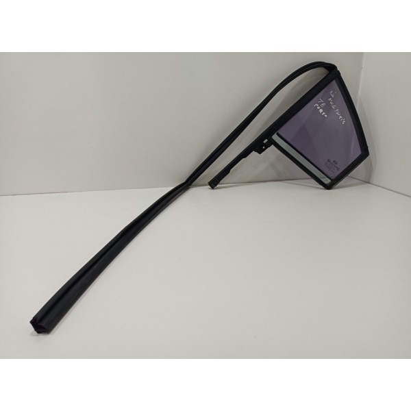 Vidro Fixo Da Porta Traseira Esquerda  Magentis 2006 A 2009