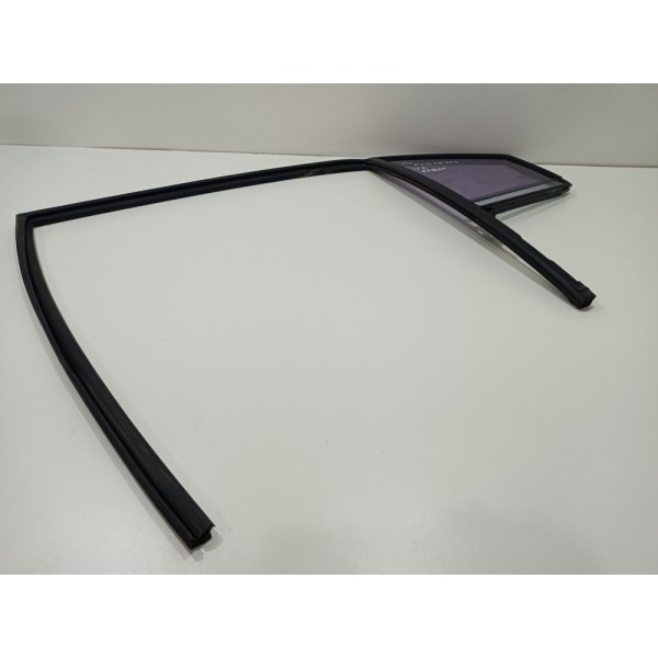 Vidro Fixo Da Porta Traseira Esquerda  Magentis 2006 A 2009