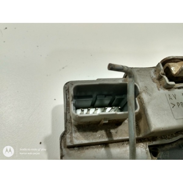 Fechadura Da Porta Dianteira Dir. Peugeot-206 2001 2002 2003