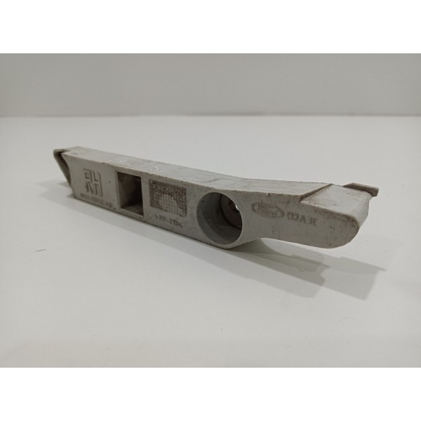 Guia Direito Parachoque Dianteiro Ford Focus 2012