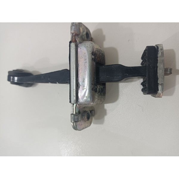 Limitador Da Porta Dianteira Esquerdo Magentis 2007/2010