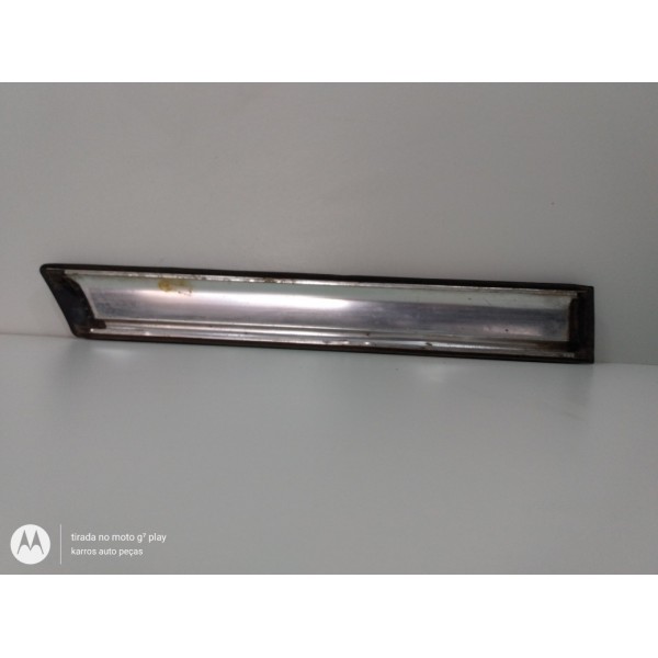 Friso Porta Traseira Lado Esquerdo Santana 2 Portas