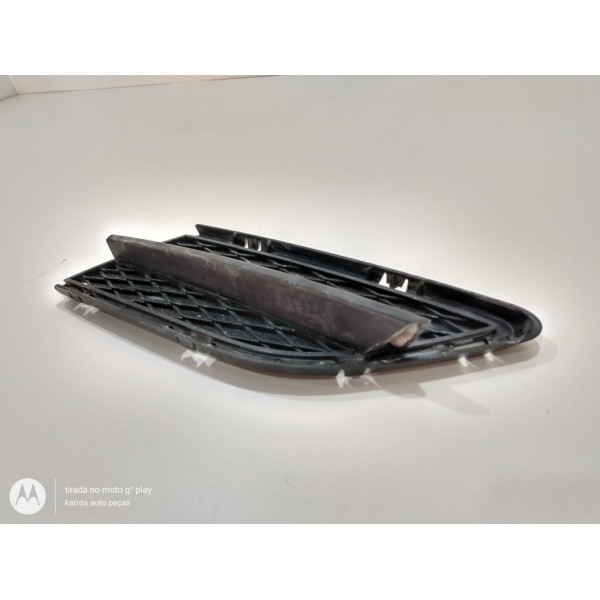Grade Do Parachoque Bmw E90 Preto Direito