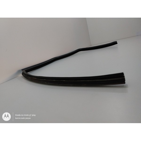 Canaleta Vidro Porta Dianteiro Chevrolet Blazer 95/00 L.d