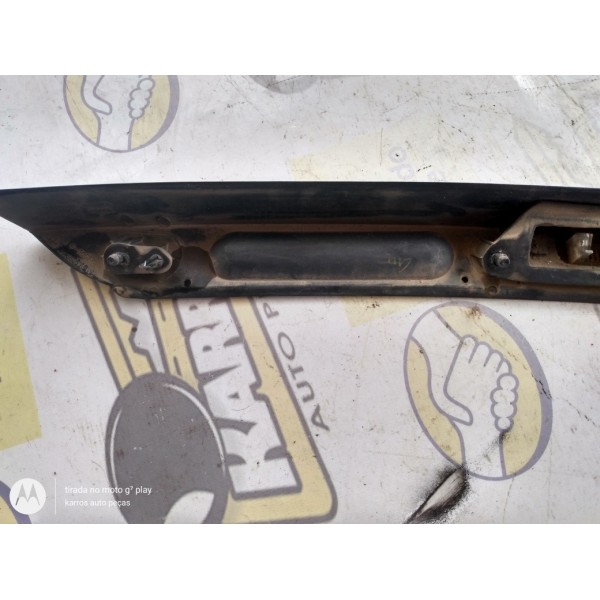 Moldura Porta Malas Luz De Placa Ford Fiesta Hatch 2010-2012