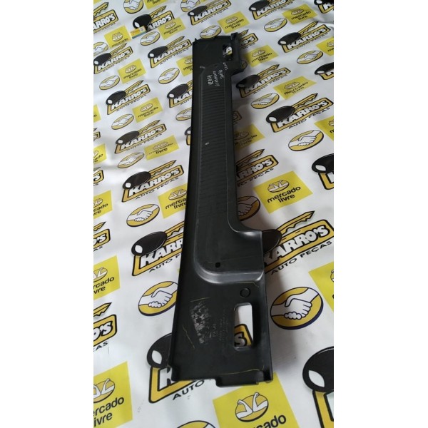 Acabamento Tampão Do Bagagito Nissan Versa 2012 A 2019