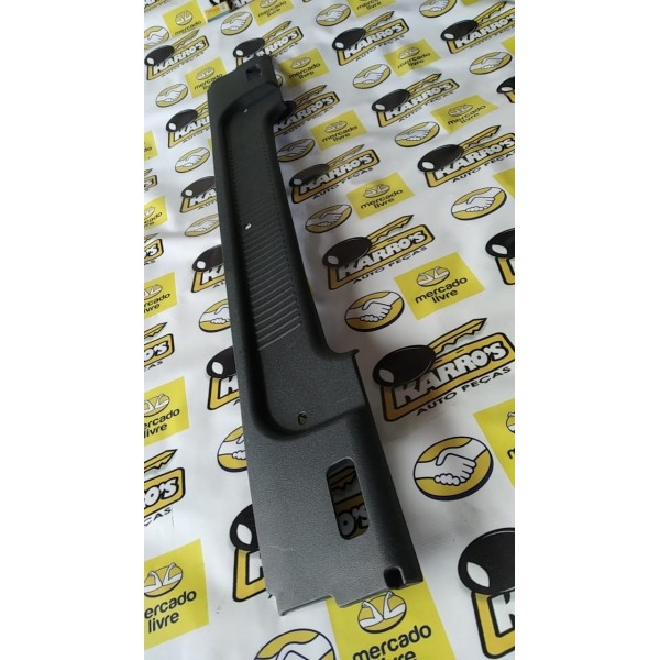 Acabamento Tampão Do Bagagito Nissan Versa 2012 A 2019
