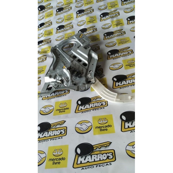 Máquina De Vidro Tras Dir  S/ Motor Kia Magentis 2007 A 2010